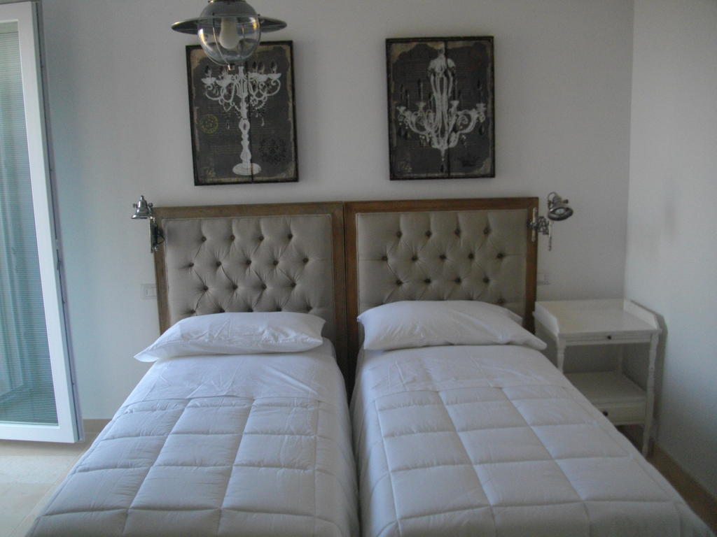 B&B Villa Cinzia Торре-Санта-Сабина Номер фото