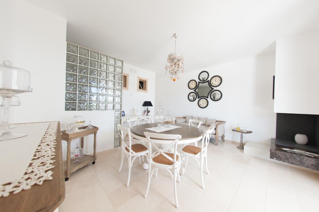 B&B Villa Cinzia Торре-Санта-Сабина Экстерьер фото