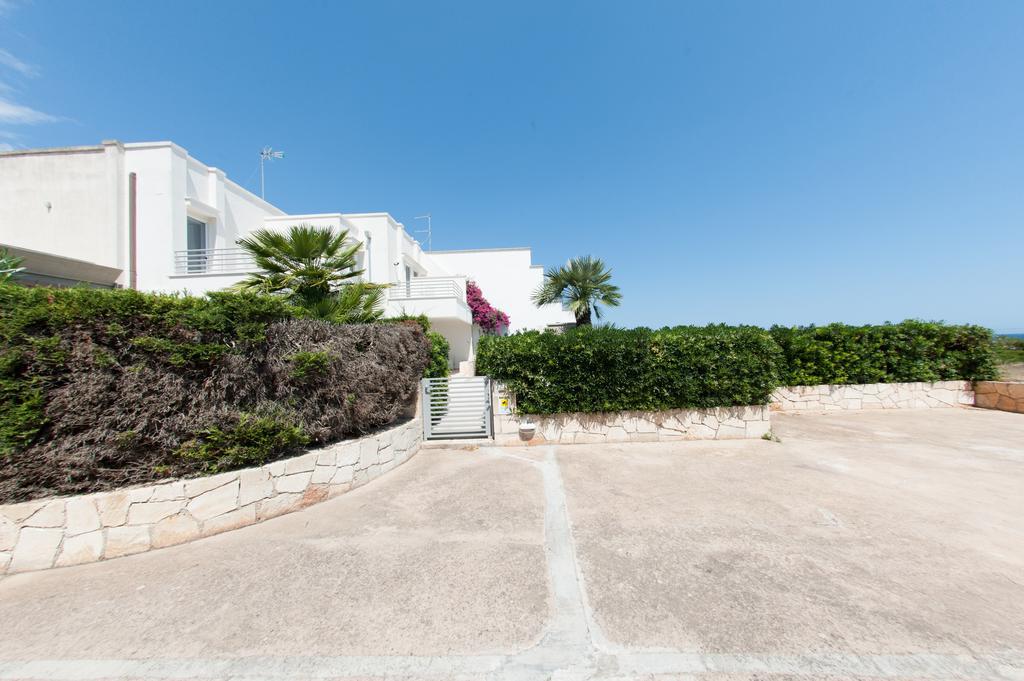 B&B Villa Cinzia Торре-Санта-Сабина Экстерьер фото
