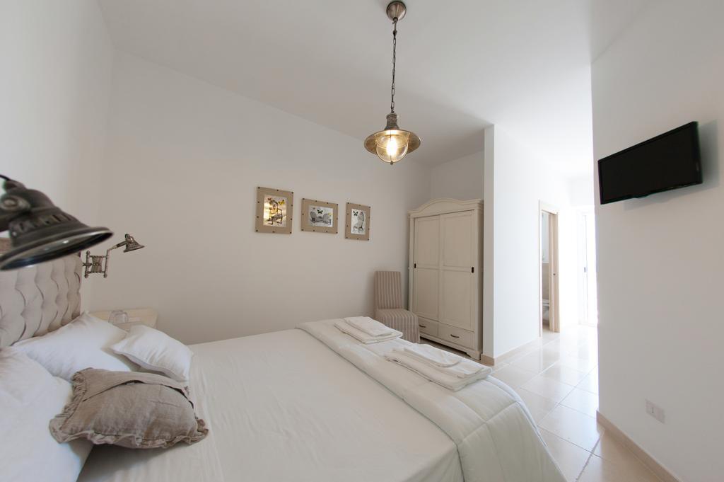 B&B Villa Cinzia Торре-Санта-Сабина Экстерьер фото